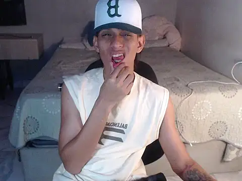 Snapshot of sung_yol chatting on September 16, 5:52 am sung yol online show from September 16, 5:52 am