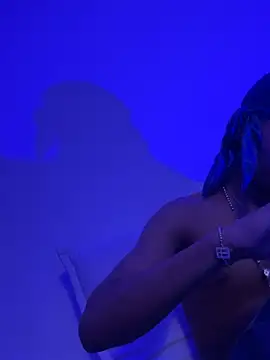 AlanCutee online show from April 3, 9:11 pm