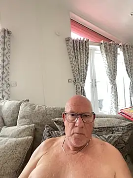 philefc online show from April 1, 10:50 am