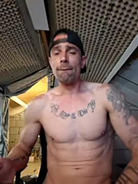 kompiee online show from April 23, 9:36 am