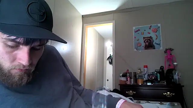 Snapshot of high3ndlowlife chatting on September 12, 8:42 pm high3ndlowlife online show from September 12, 8:42 pm