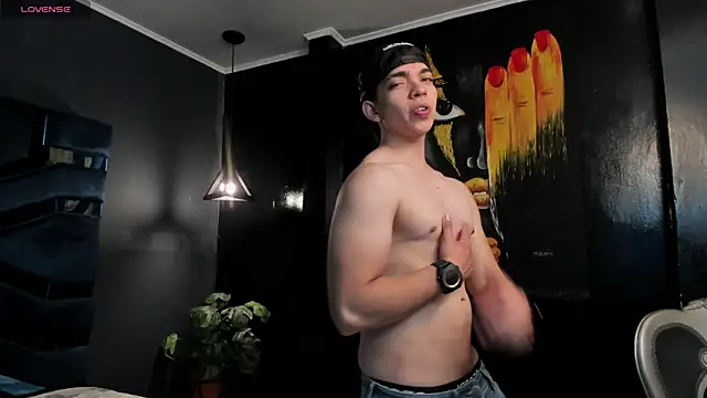 Eryonbradley online show from April 9, 11:22 pm