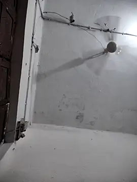 yashuuuu021 online show from April 6, 6:20 pm