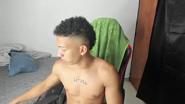 JuanchiT66 online show from March 5, 3:47 am