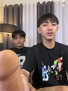 urhotasianboy online show from October 9, 9:25 am