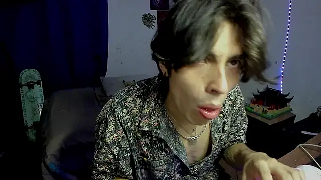 golden ryyan online show from March 16, 2:40 am