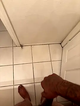 KUM2US online show from November 10, 8:19 am