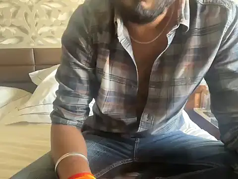 sexyaarsh online show from April 13, 8:37 am