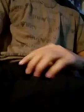 LUISSLEONN0958 online show from October 2, 7:12 am