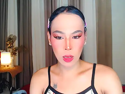Snapshot of Ashley_Slutty chatting on October 10, 12:48 am Ashley Slutty online show from October 10, 12:48 am