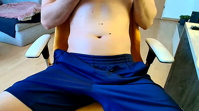 Breezydicksn online show from June 3, 12:40 pm