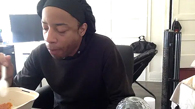 Diodre Benyoon online show from February 7, 5:29 pm