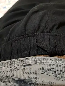 slim-uncut online show from December 2, 5:49 pm