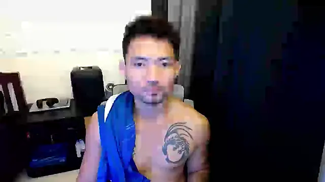Snapshot of Thefriskyasian chatting on September 15, 10:00 pm Thefriskyasian online show from September 15, 10:00 pm