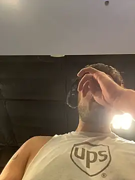 mrredcorn online show from April 11, 8:12 pm