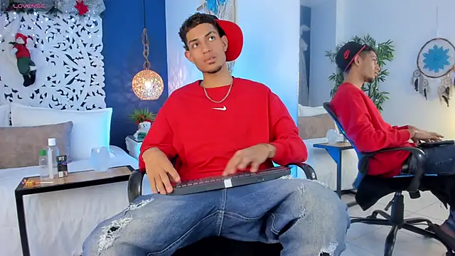 Adonis WB online show from December 16, 3:57 am