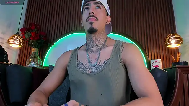 Donovan Desmond online show from November 21, 10:09 pm