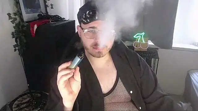 Snapshot of FabianKinky chatting on September 26, 9:51 am FabianKinky online show from September 26, 9:51 am