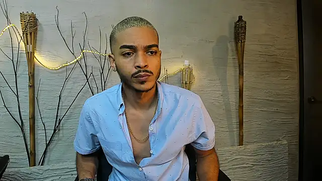 MarcusRain  online show from February 13, 3:46 am