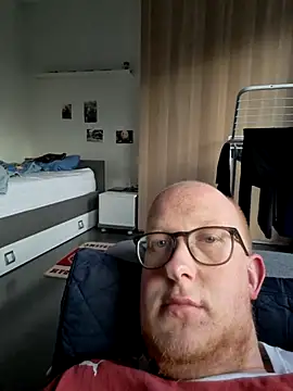 geilerd122 online show from October 30, 3:57 pm