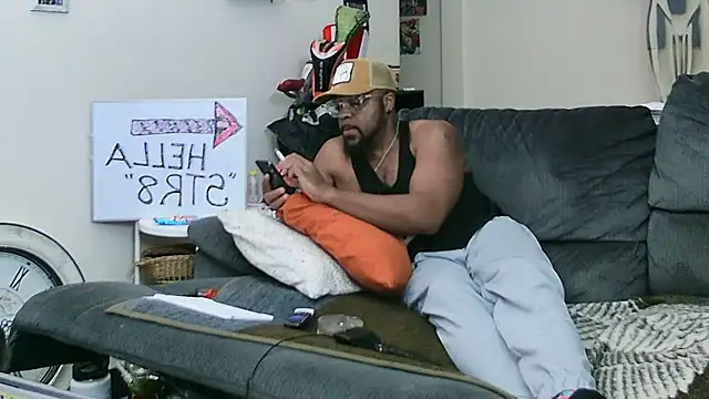 Str8ishVegasGuy online show from October 28, 1:13 pm