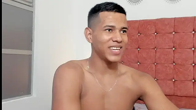 KingStark  online show from February 15, 5:24 am