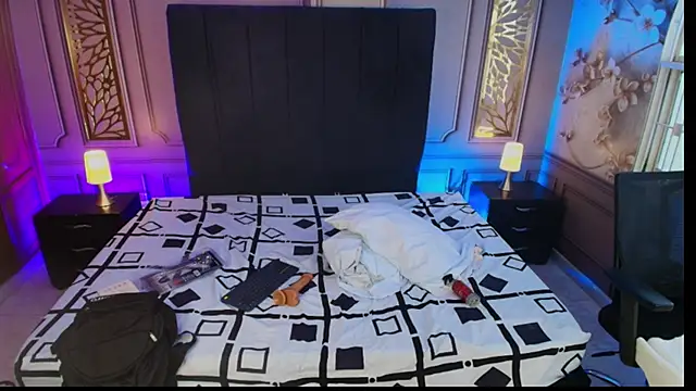 KingStark  online show from September 9, 1:43 pm