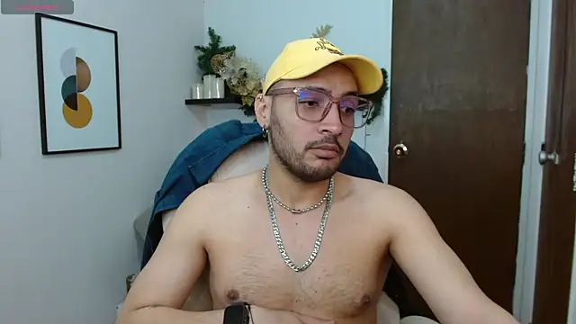   Damian    online show from December 16, 1:23 am