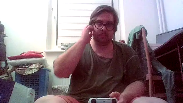 chubbyDavid1998 online show from November 4, 11:28 pm