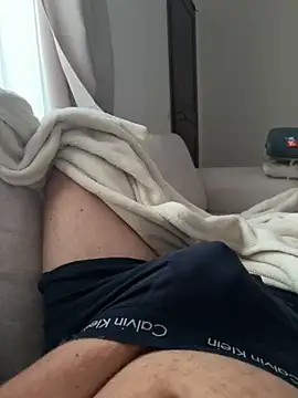 Snapshot of HommeSecret- chatting on September 19, 5:46 pm HommeSecret- online show from September 19, 5:46 pm