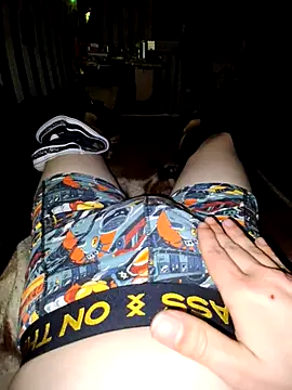 TeenBoySolo068 online show from April 13, 8:09 pm