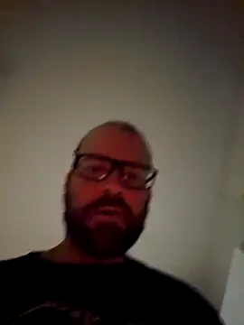 PleaseDegradeMyBody online show from December 18, 5:36 am