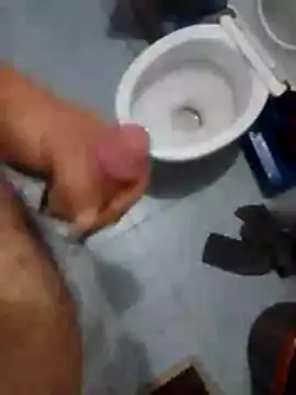 Snapshot of Faical06 chatting on October 21, 1:03 pm Faical06 online show from October 21, 1:03 pm