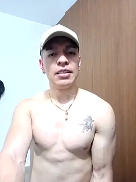 Carl Strip online show from December 4, 10:33 am