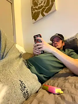 shyandchilling online show from December 1, 7:06 pm