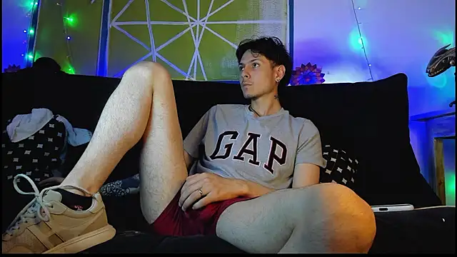 Dioniso guy8 online show from March 6, 8:17 pm