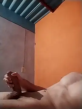 Snapshot of KingMaxiZ chatting on September 29, 4:33 am KingMaxiZ online show from September 29, 4:33 am