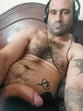 Jose1985oliveira online show from July 25, 12:57 pm