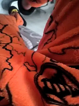 xxxfeo online show from March 6, 5:10 pm