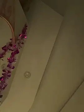 HaltBrand online show from March 1, 9:09 am