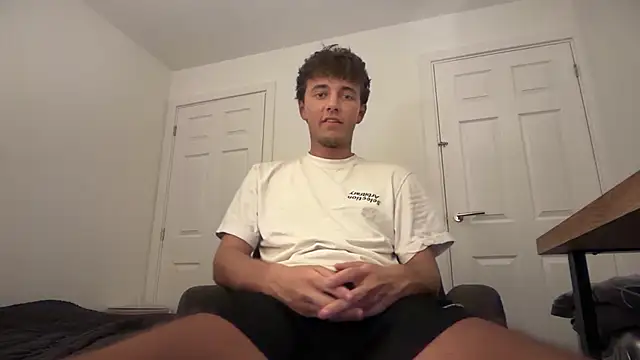 luciancrowe online show from July 5, 8:49 pm