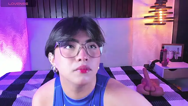 Snapshot of Creamy_Angelo chatting on October 20, 9:30 pm Creamy Angelo online show from October 20, 9:30 pm