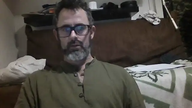 whatYwantMorrre online show from December 17, 7:09 pm