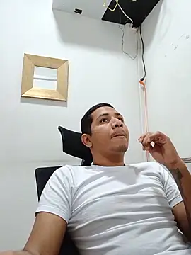 JoaoSalgado online show from June 11, 4:32 am