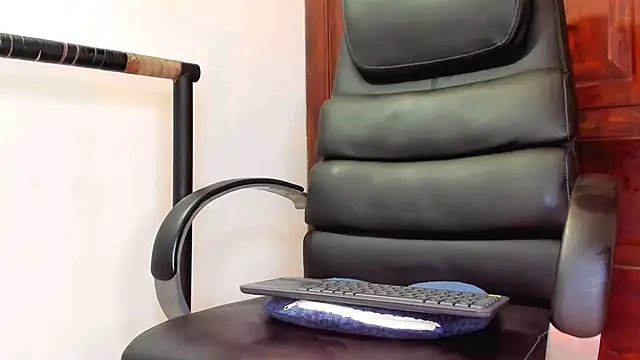 Snapshot of Manuel_FPG chatting on September 25, 9:24 pm Manuel FPG online show from September 25, 9:24 pm