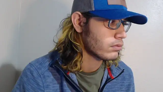 zacthefeetguy online show from February 4, 1:50 pm