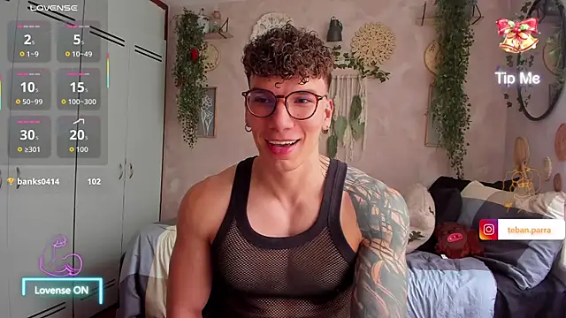 estebandi do online show from January 15, 7:38 pm