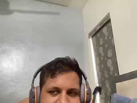 chiikuloveu online show from February 17, 4:44 am