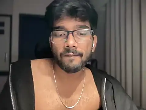 desi indicoc online show from December 16, 11:01 pm