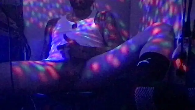 DjPlayer213lbeach online show from October 19, 10:40 am